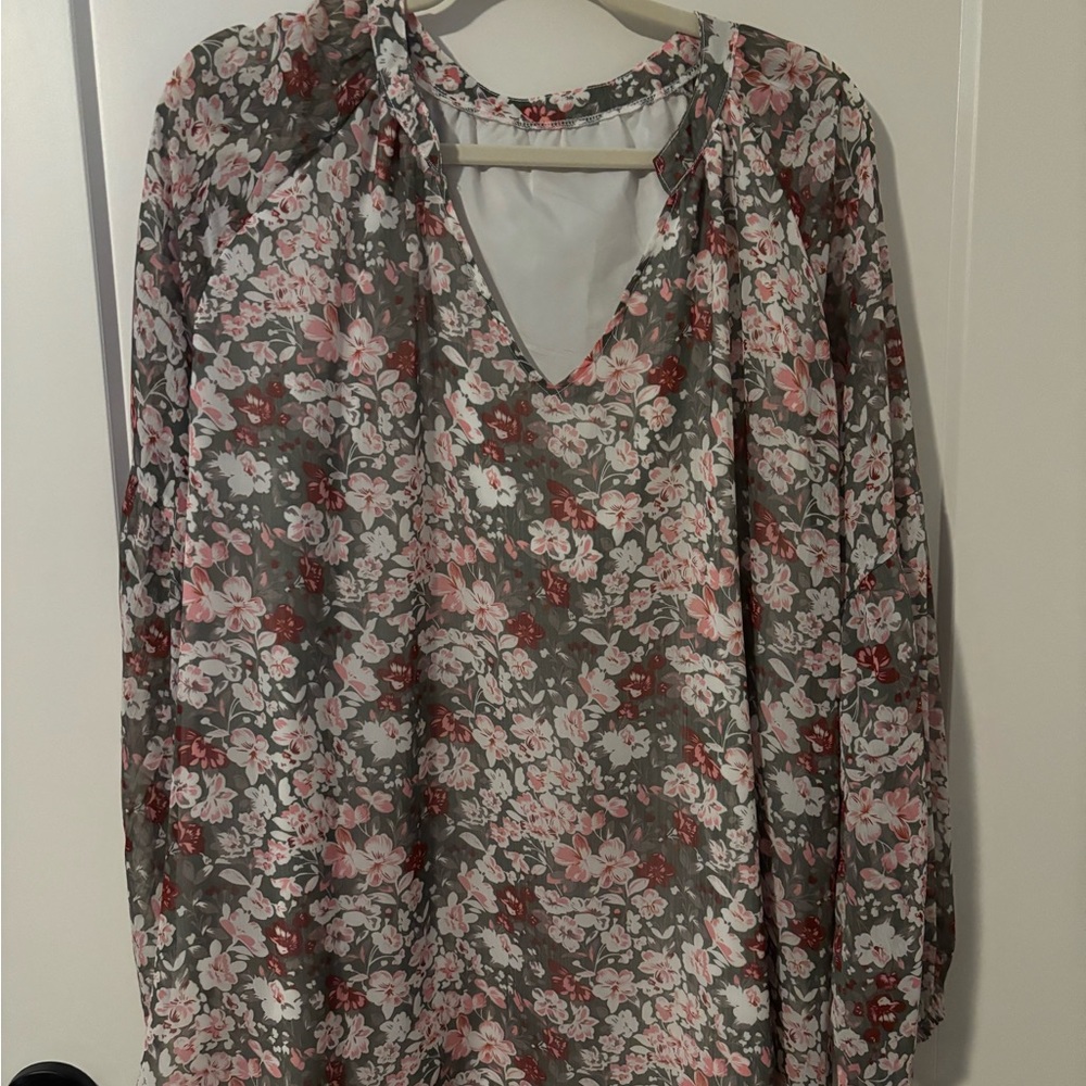 Floral V-Neck Blouse - Pink and Gray